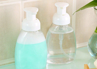 Косметика ежедневной пользы пластиковая разливает бутылку по бутылкам мыла белого насоса пенясь
